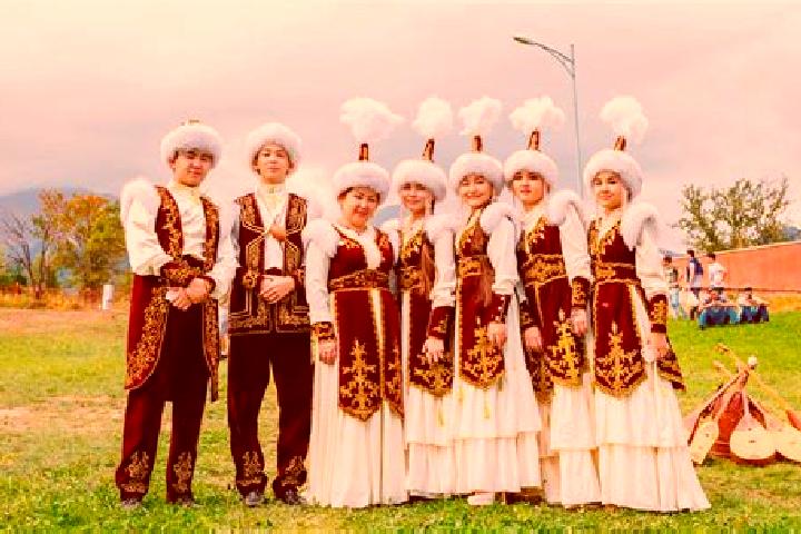 Escorts Ulken Naryn, Kazakhstan — Local Companions
