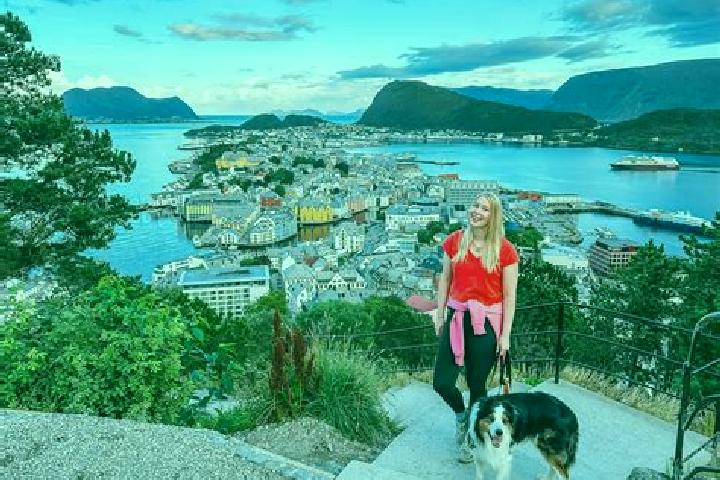 Escorts Ulvik, Norway — Local Companions