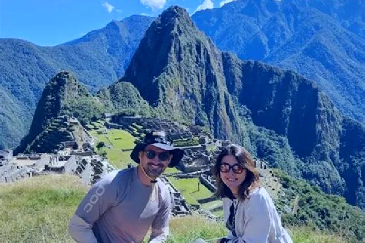 Escorts Umbe, Peru — Local Companions