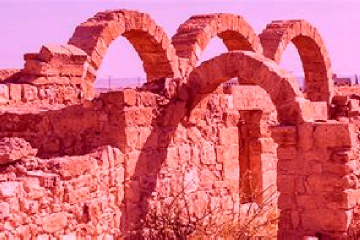 Escorts Umm ar Rasas, Jordan — Local Companions