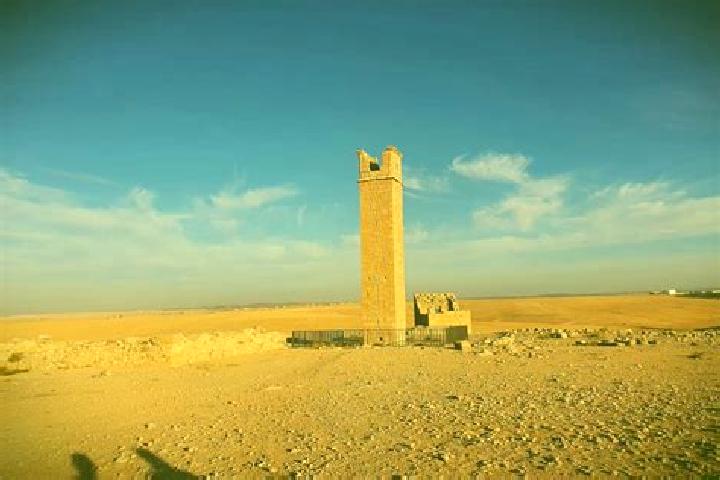 Escorts Umm ar Rizam, Libya — Local Companions