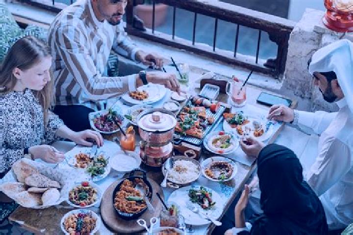 Escorts Umm Lakhba, Qatar — Local Companions