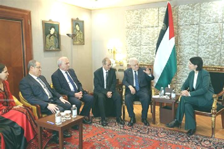 Escorts Umm Safa, Palestine — Local Companions