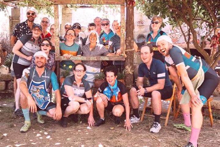 Escorts Uri, Italy — Local Companions