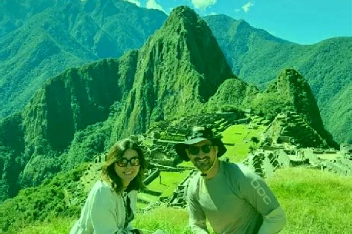 Escorts Urpay, Peru — Local Companions