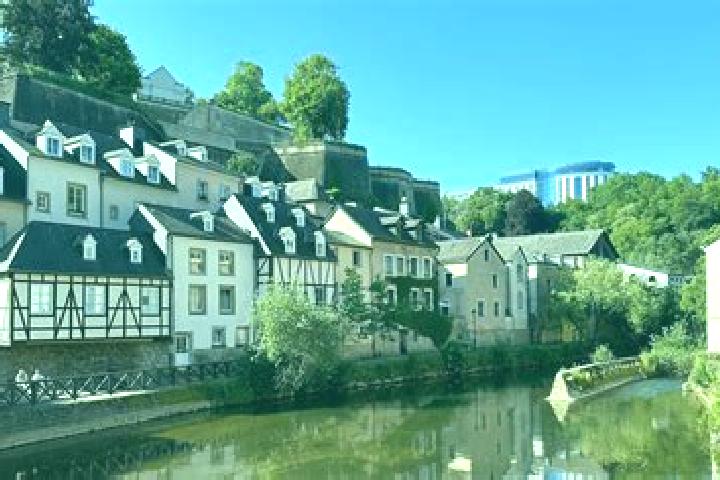Escorts Useldange, Luxembourg — Local Companions