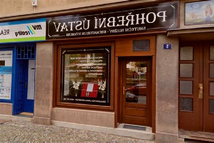 Escorts Usti nad Labem, Czech Republic — Local Companions