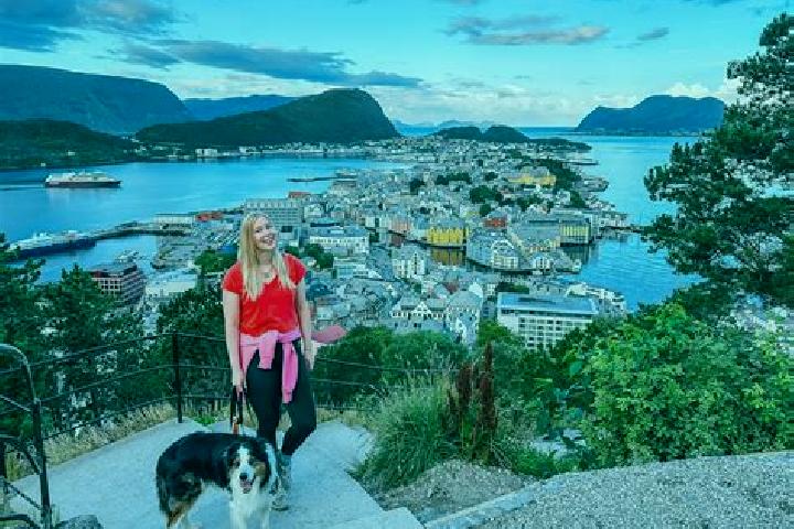 Escorts Vadso, Norway — Local Companions