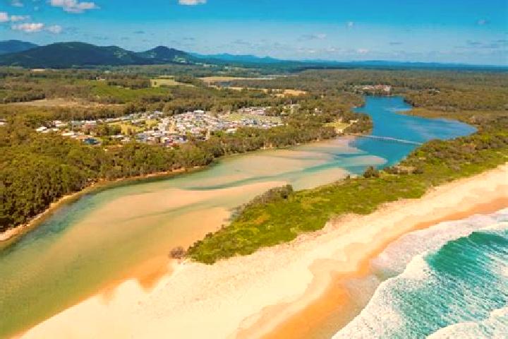 Escorts Valla Beach, Australia — Local Companions