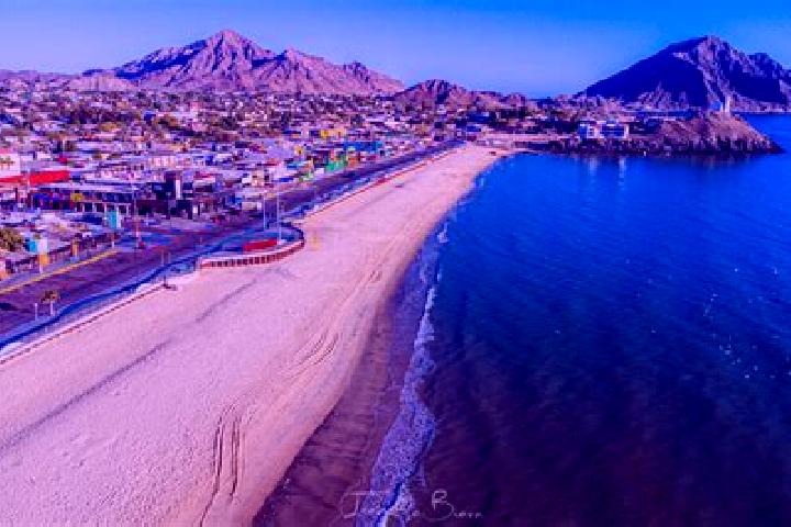 Escorts Valle de San Felipe, Mexico — Local Companions