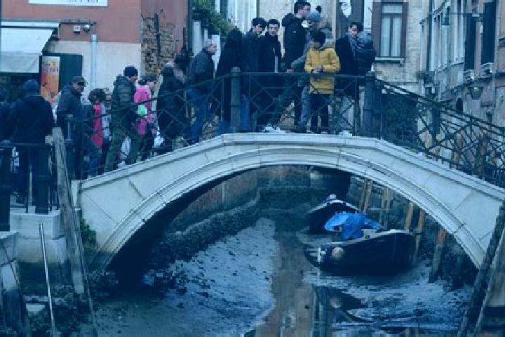 Escorts Valnegra, Italy — Local Companions