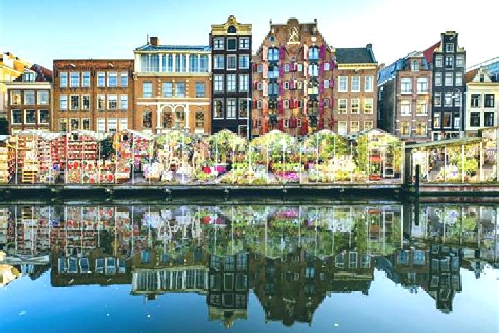 Escorts Valthe, Netherlands — Local Companions