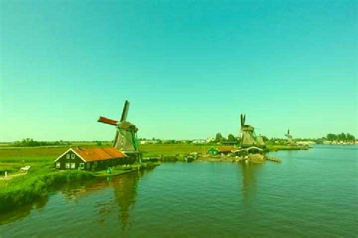 Escorts Veenoord, Netherlands — Local Companions