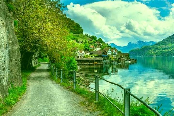 Escorts Veltheim (Kreis 5) / Blumenau, Switzerland — Local Companions