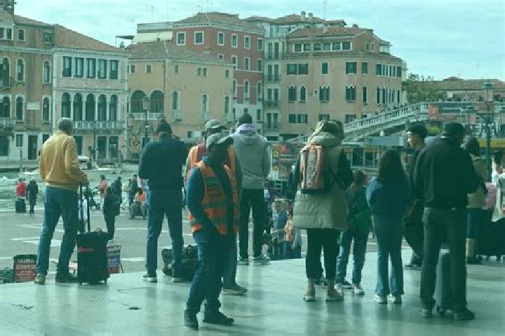Escorts Venice, Italy — Local Companions
