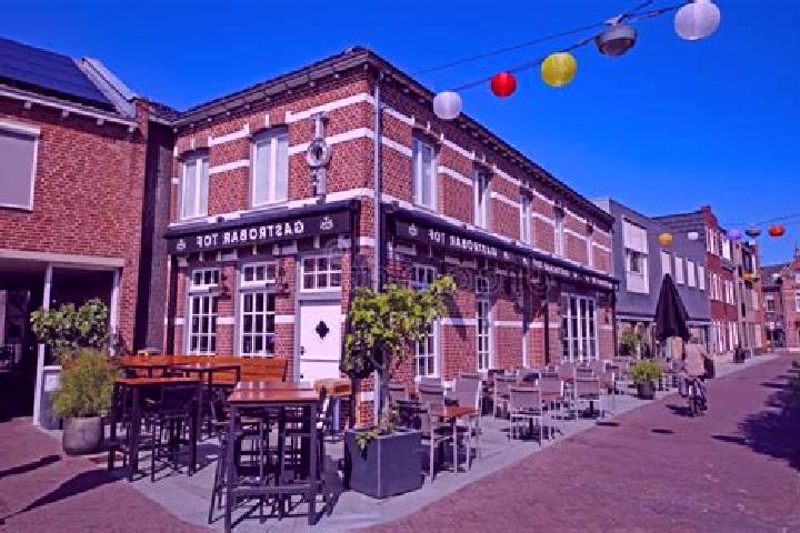 Escorts Venray, Netherlands — Local Companions