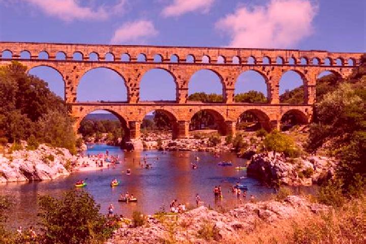 Escorts Vers-Pont-du-Gard, France — Local Companions