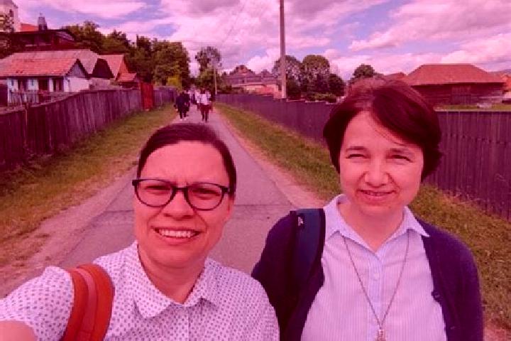 Escorts Viersani, Romania — Local Companions