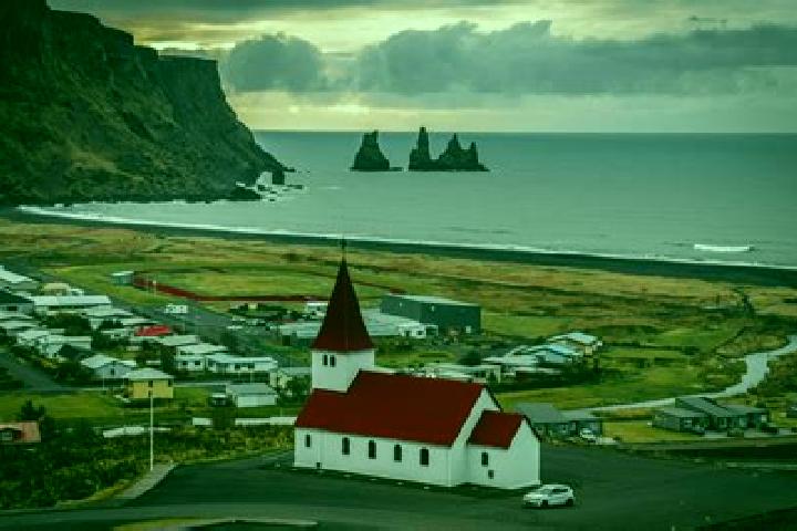 Escorts Vik i Myrdal, Iceland — Local Companions