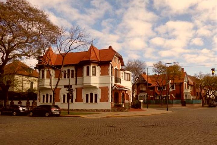 Escorts Villa Ortuzar, Argentina — Local Companions