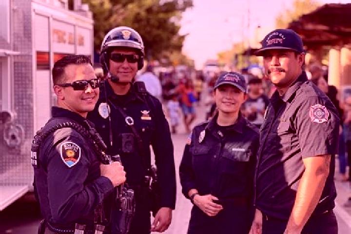 Escorts Villa Tres Cruces, Mexico — Local Companions