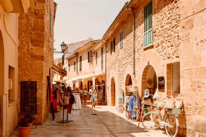 Escorts Villageriz, Spain — Local Companions