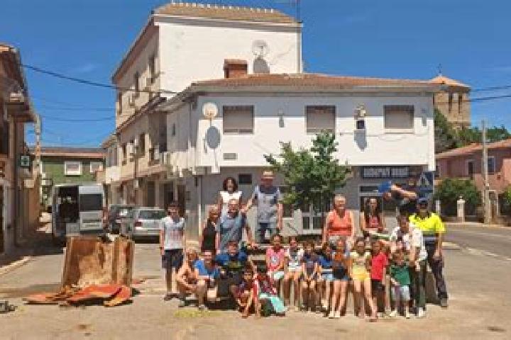 Escorts Villar de Domingo Garcia, Spain — Local Companions