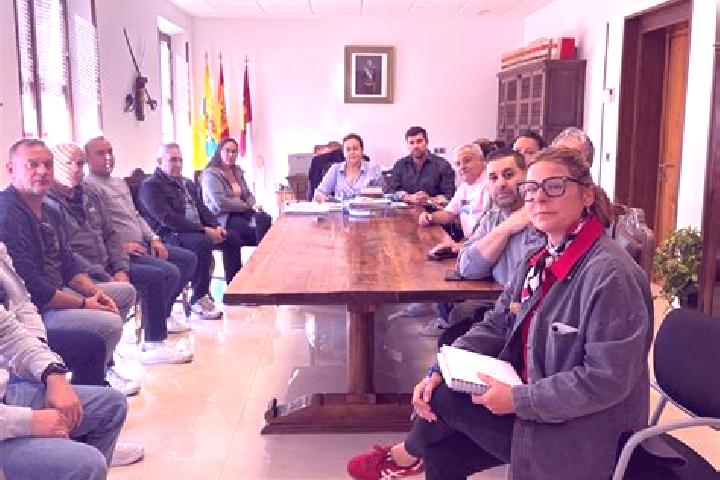 Escorts Villarrubia de Santiago, Spain — Local Companions