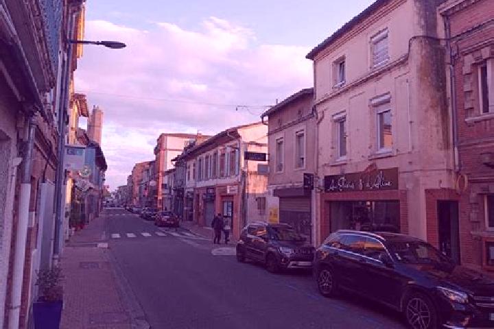 Escorts Villefranche-de-Lauragais, France — Local Companions