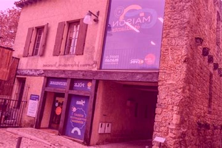 Escorts Villeneuve-de-Marsan, France — Local Companions