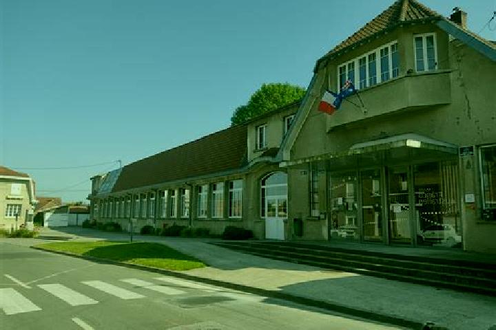 Escorts Villers-Bretonneux, France — Local Companions