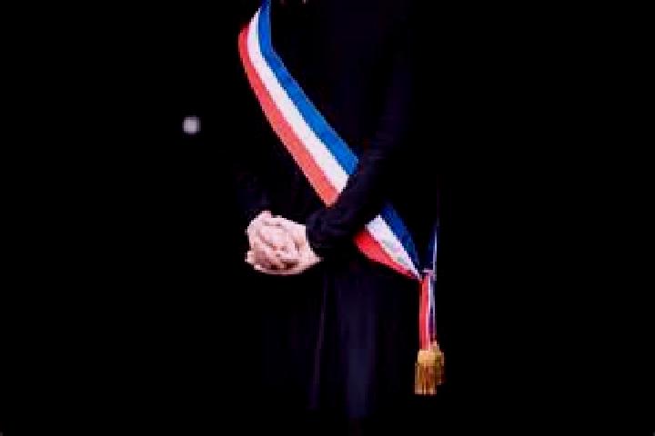 Escorts Villers-Saint-Paul, France — Local Companions
