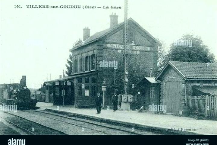 Escorts Villers-sur-Coudun, France — Local Companions