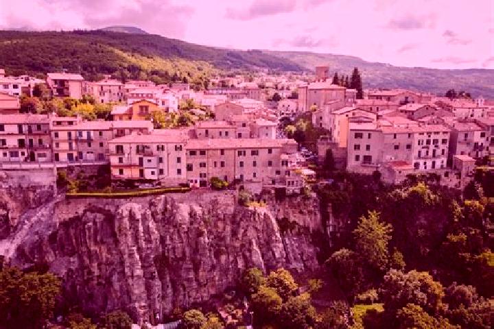 Escorts Vitulano, Italy — Local Companions