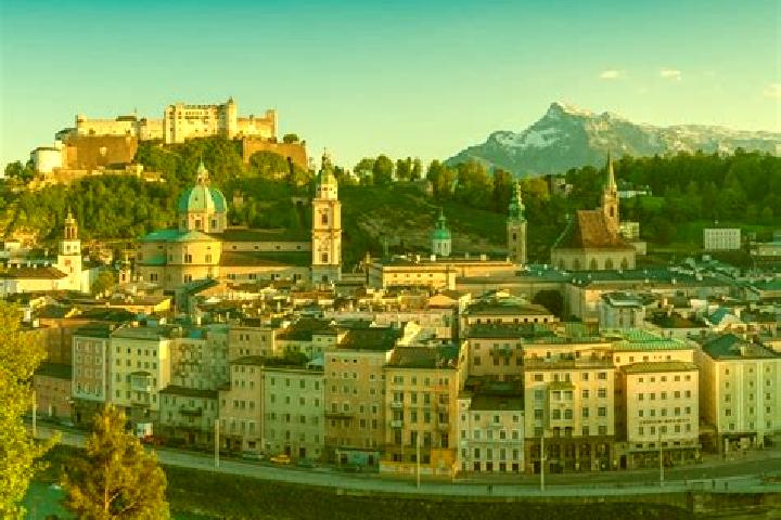 Escorts Vorderschneeberg, Austria — Local Companions