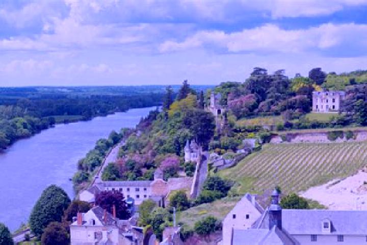 Escorts Vouvray-sur-Loir, France — Local Companions