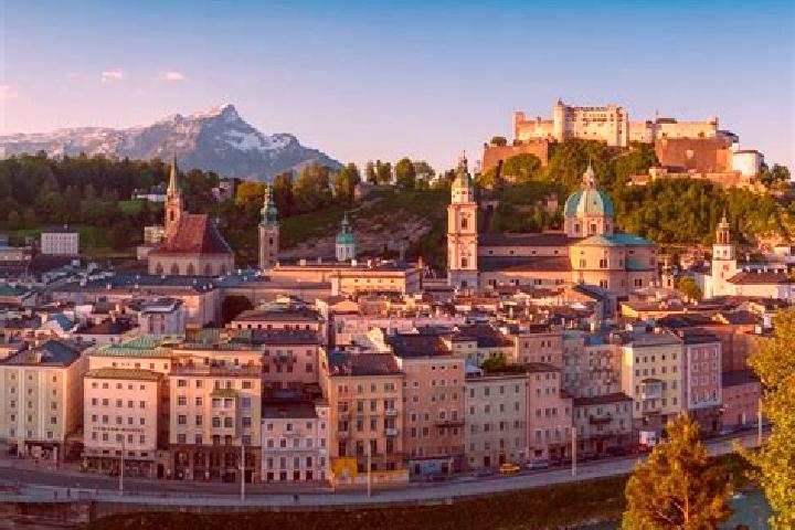 Escorts Waisenegg, Austria — Local Companions
