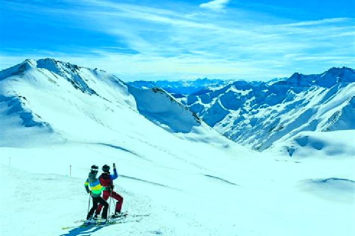Escorts Wald am Arlberg, Austria — Local Companions