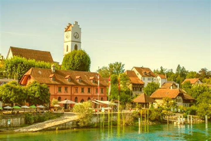 Escorts Wangen an der Aare, Switzerland — Local Companions