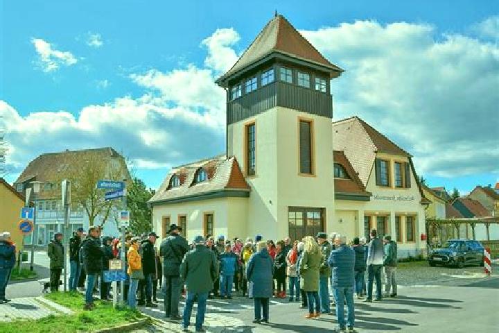 Escorts Wanzleben, Germany — Local Companions