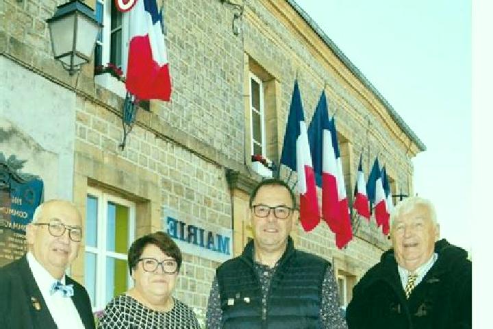 Escorts Warcq, France — Local Companions