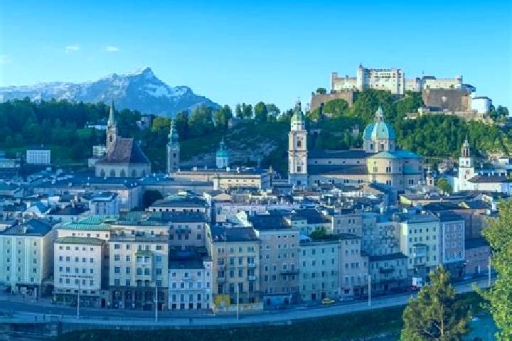 Escorts Wattens, Austria — Local Companions
