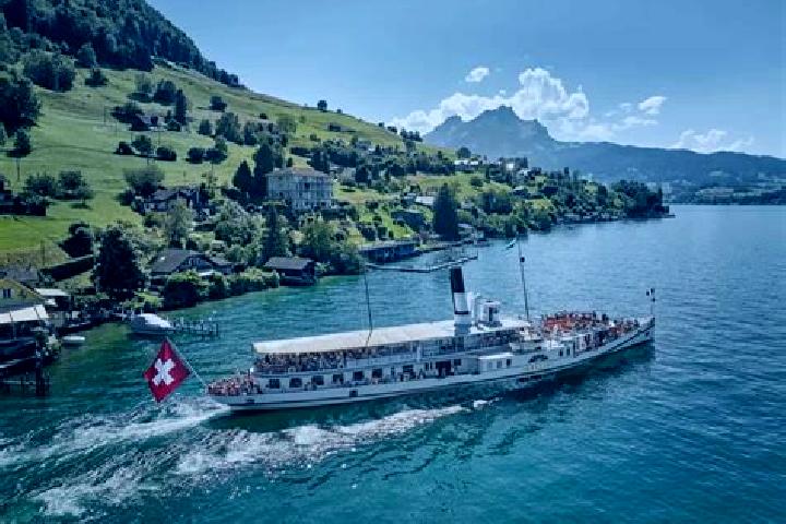 Escorts Weggis, Switzerland — Local Companions