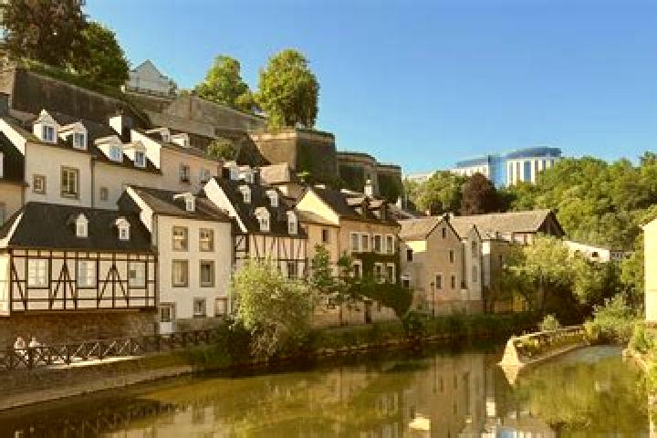 Escorts Weidingen, Luxembourg — Local Companions