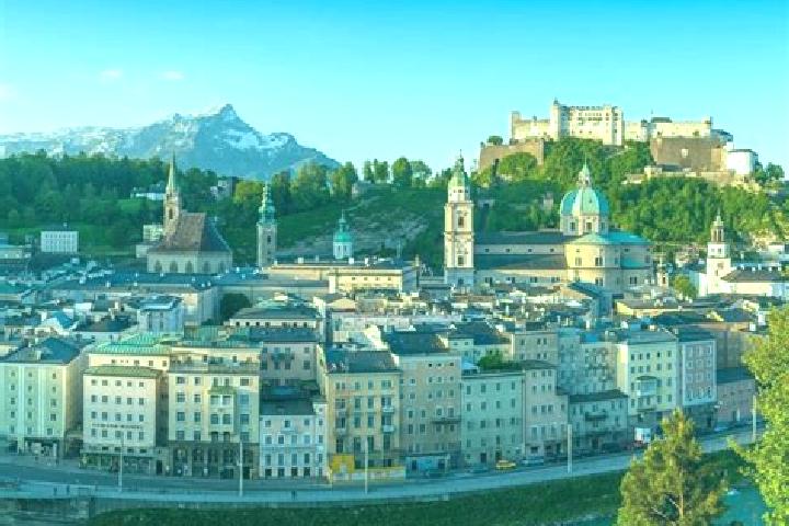 Escorts Weiten, Austria — Local Companions