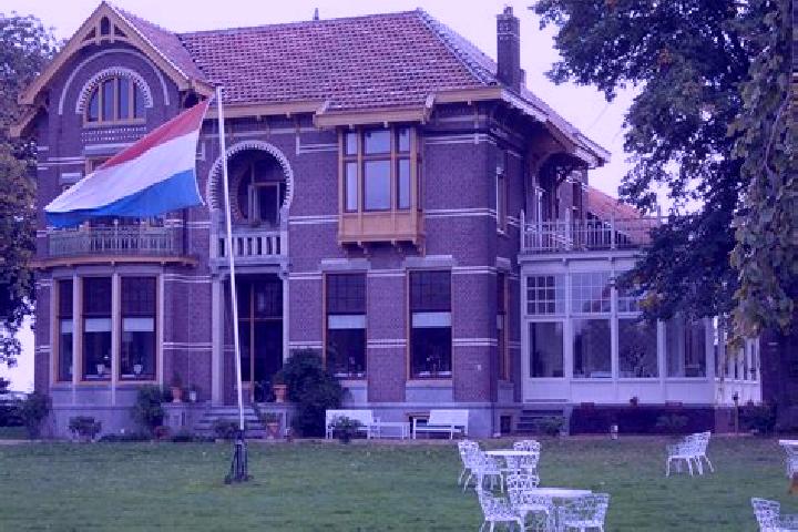 Escorts Westerlee, Netherlands — Local Companions