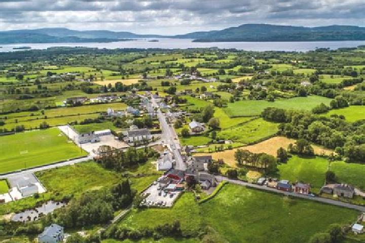 Escorts Whitegate, Ireland — Local Companions
