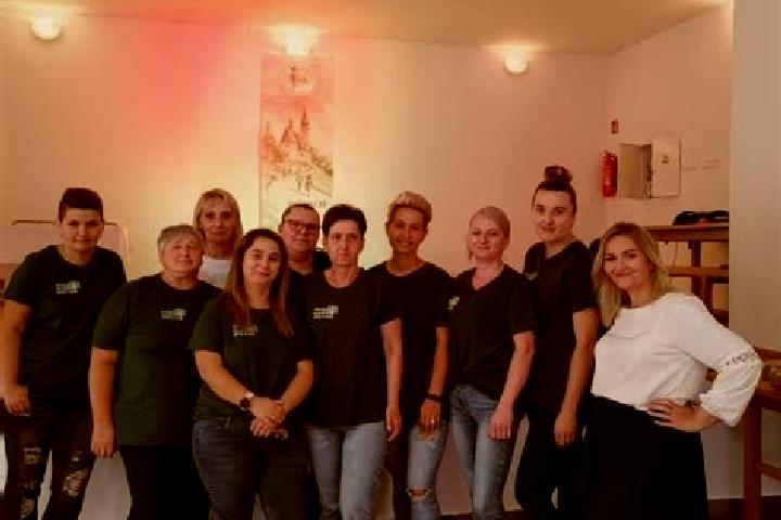 Escorts Wielki Buczek, Poland — Local Companions