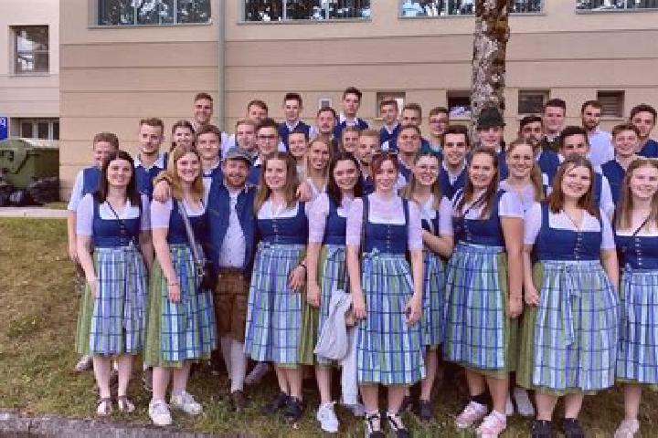 Escorts Windischgarsten, Austria — Local Companions