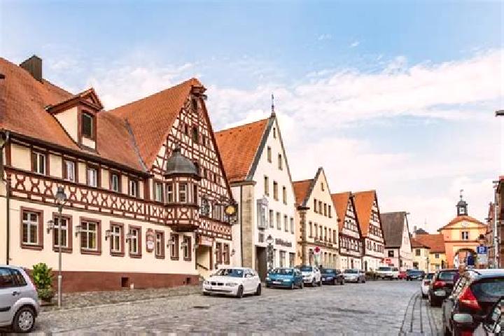 Escorts Windsbach, Germany — Local Companions